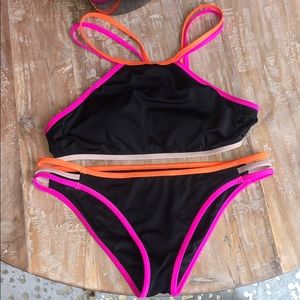 Victoria’s Secret bikini